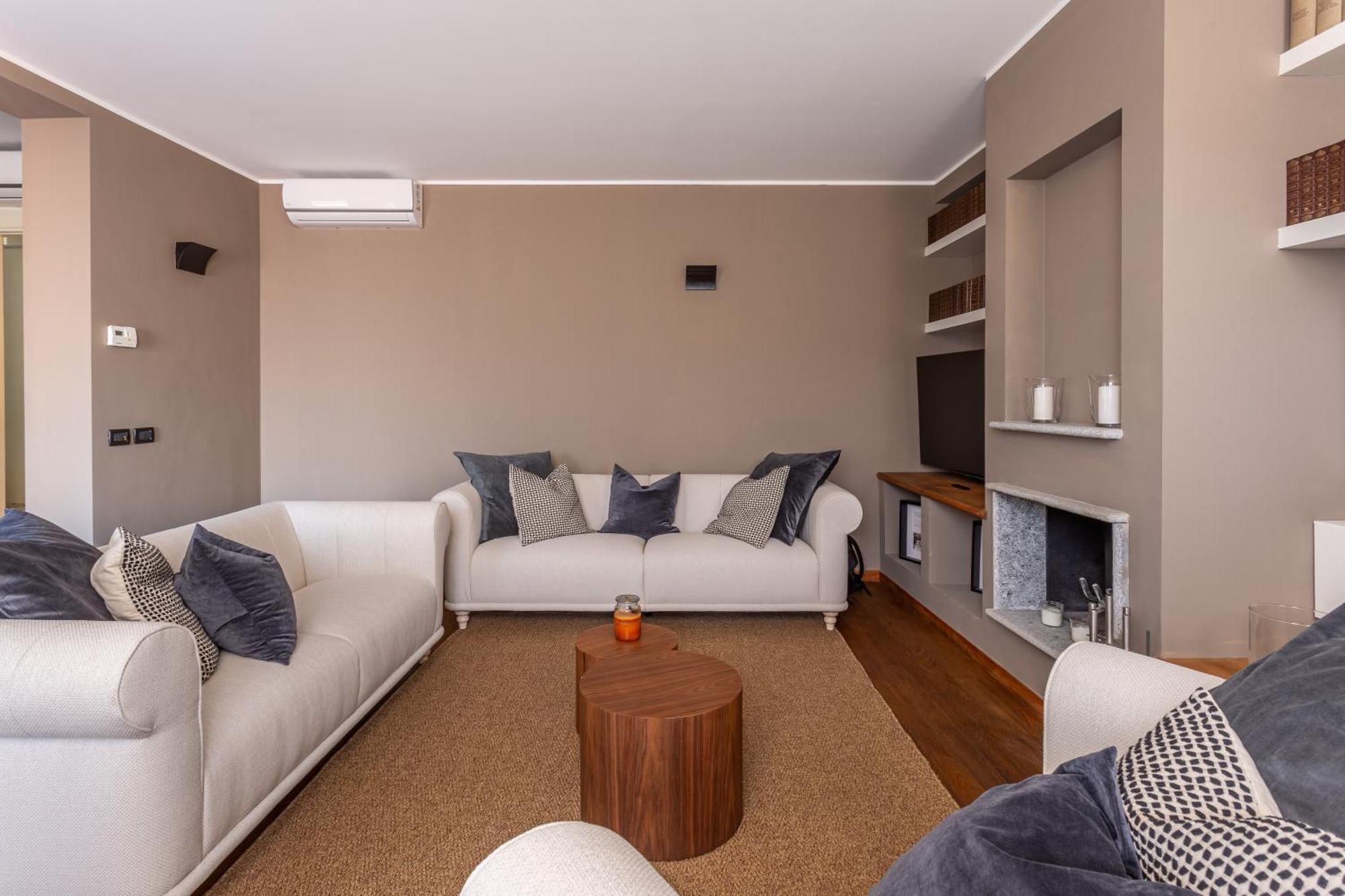 Suite Alzaia By Icasamia It มิลาน ภายนอก รูปภาพ
